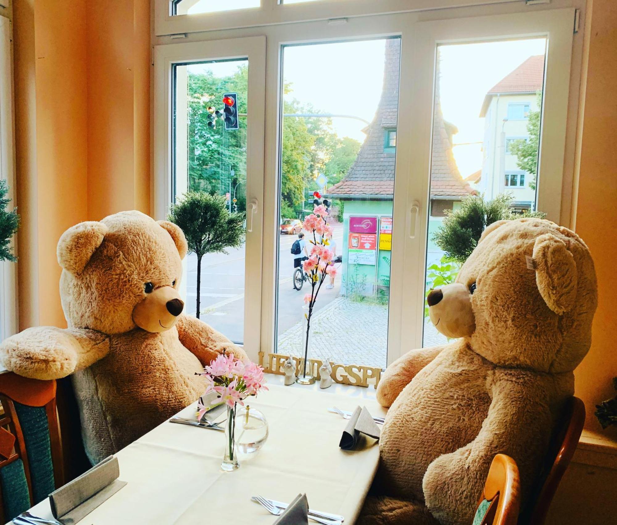 Zu Den Linden - Radebeul Pension Mit Restaurant Kültér fotó
