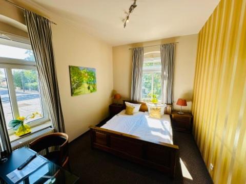 Zu Den Linden - Radebeul Pension Mit Restaurant Kültér fotó